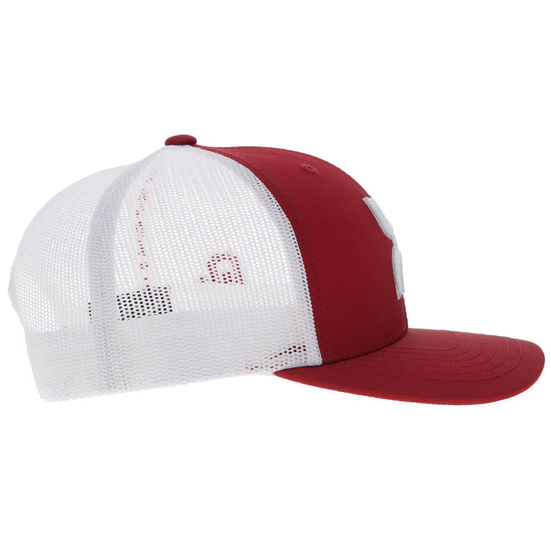 right side view of the OU x Hooey hat
