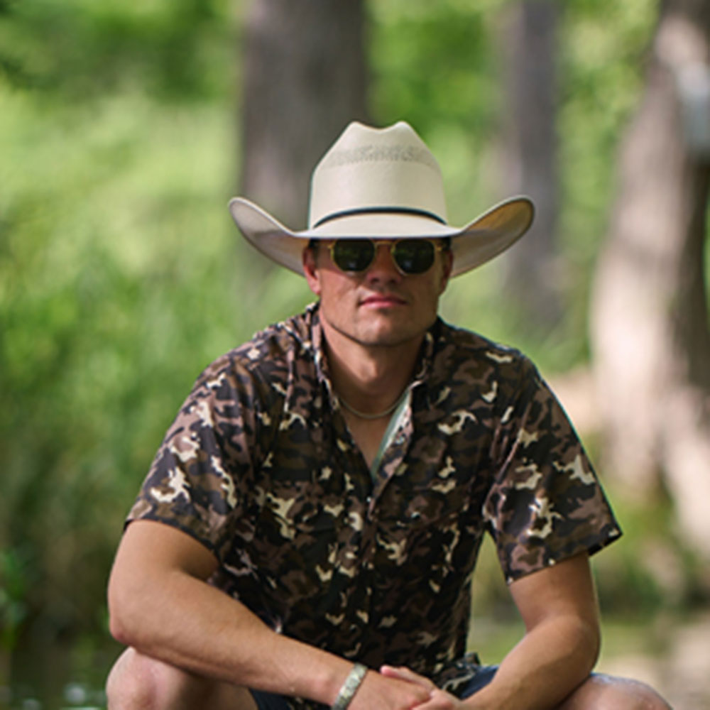 "Sol" Camo Short Sleeve Pearl Snap Shirt