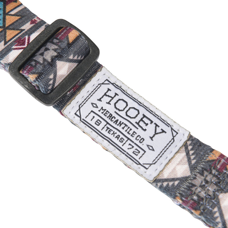 Close-up image of the Hooey tag on PET walking harness