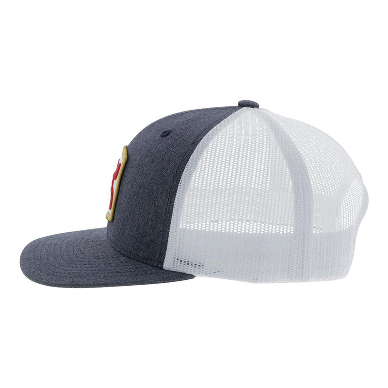 side view of. the Zenith grey and white hat